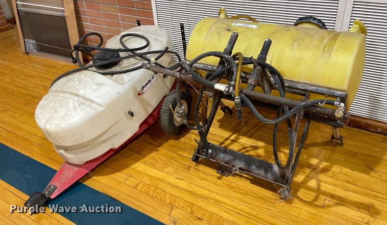 image for item LY9763 (2) sprayers