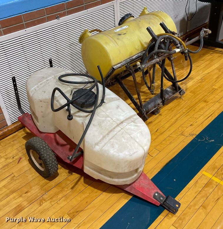 image for item LY9763 (2) sprayers