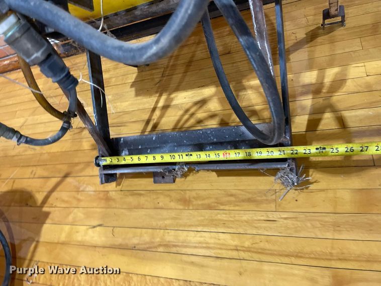 image for item LY9763 (2) sprayers