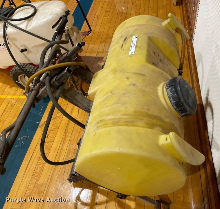 image for item LY9763 (2) sprayers