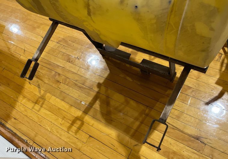 image for item LY9763 (2) sprayers