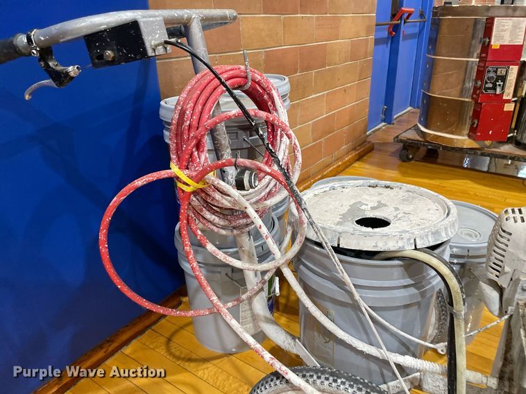 image for item LY9770 Titan PowerLiner 800  line painter