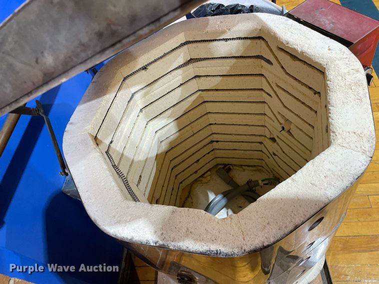 image for item LY9771 Skutt LT-3K  kiln