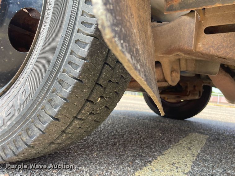 image for item LY9773 2000 Chevrolet Express G3500  school bus