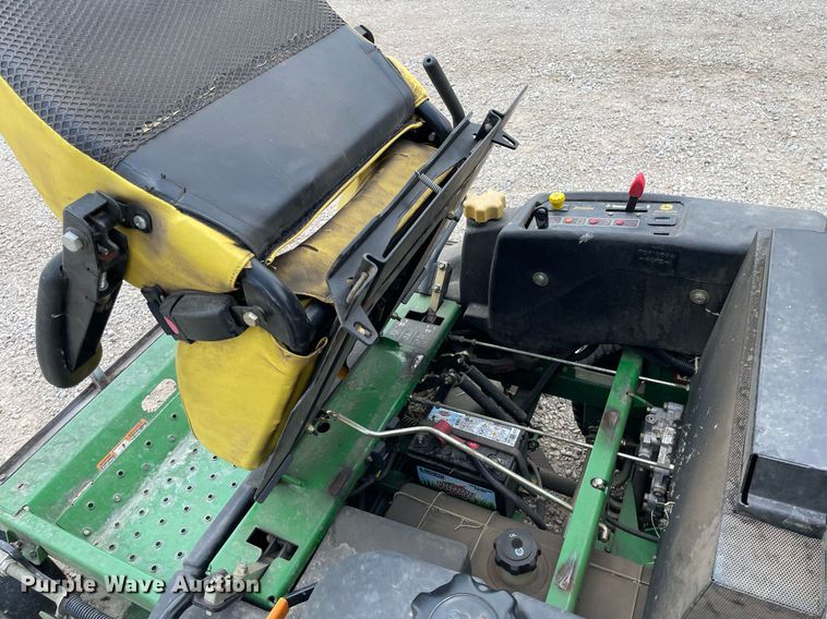 image for item LY9776 John Deere 797  ZTR lawn mower