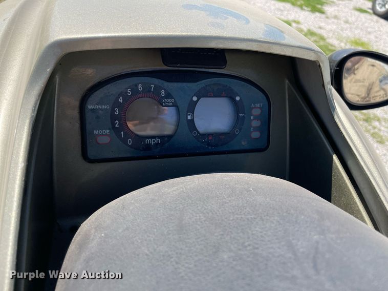 image for item LY9780 2000 Yamaha Wave Runner SUV 1200  personal watercraft