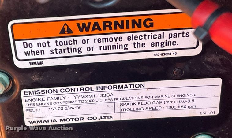 image for item LY9780 2000 Yamaha Wave Runner SUV 1200  personal watercraft