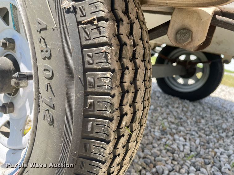 image for item LY9780 2000 Yamaha Wave Runner SUV 1200  personal watercraft