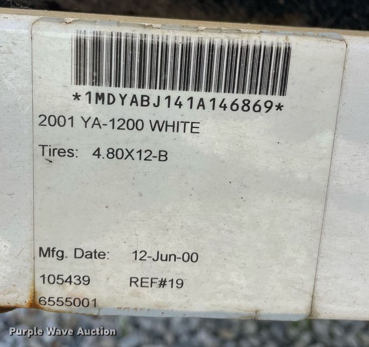 image for item LY9780 2000 Yamaha Wave Runner SUV 1200  personal watercraft