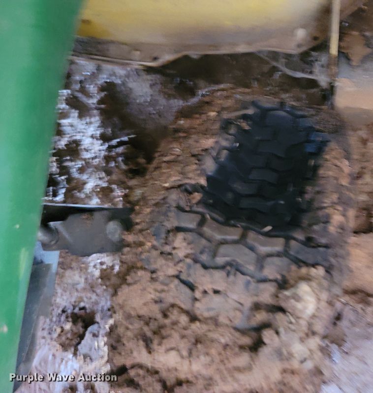 image for item MB9795 John Deere  lawn mower