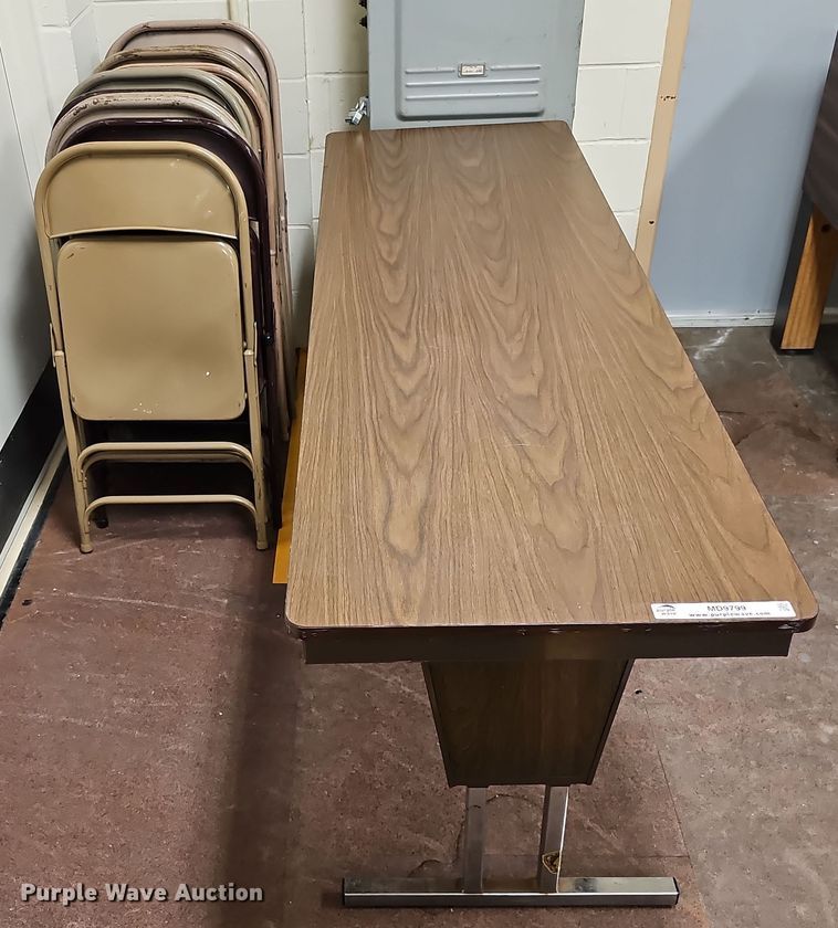 image for item MD9799 Furniture