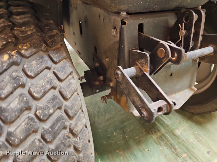 image for item MD9833 White GT-1855  lawn tractor