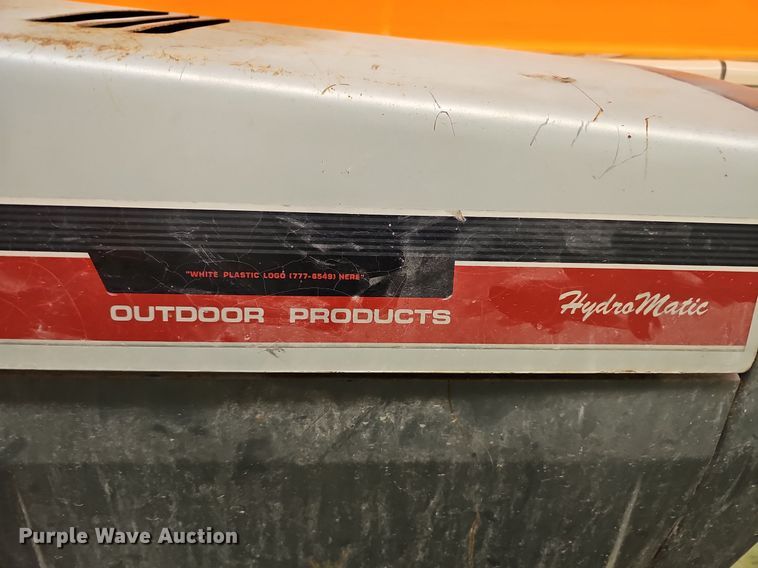 image for item MD9833 White GT-1855  lawn tractor