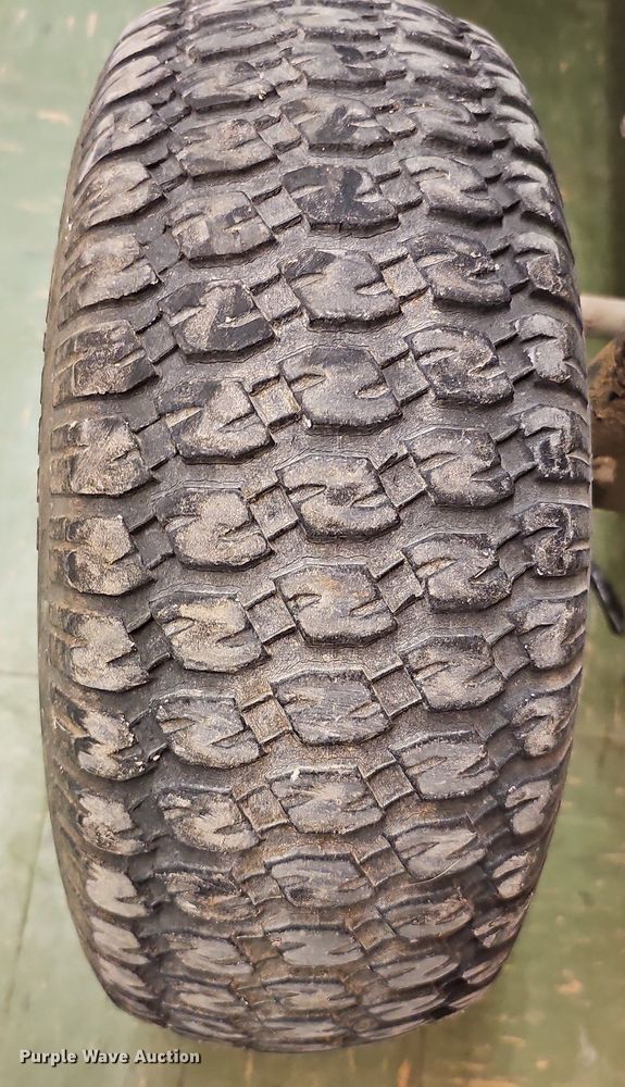 image for item MD9833 White GT-1855  lawn tractor