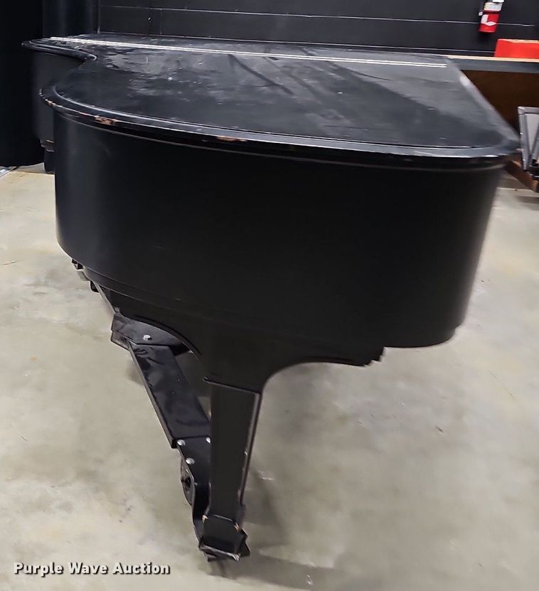 image for item MD9841 Steinway and Sons  grand piano