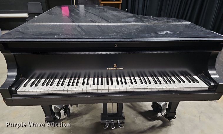 image for item MD9841 Steinway and Sons  grand piano
