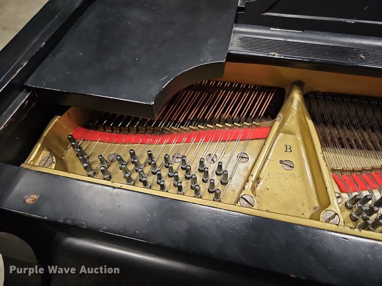 image for item MD9841 Steinway and Sons  grand piano