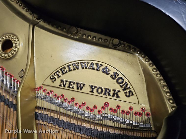 image for item MD9841 Steinway and Sons  grand piano