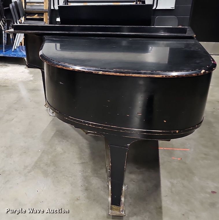 image for item MD9842 Baldwin  baby grand piano