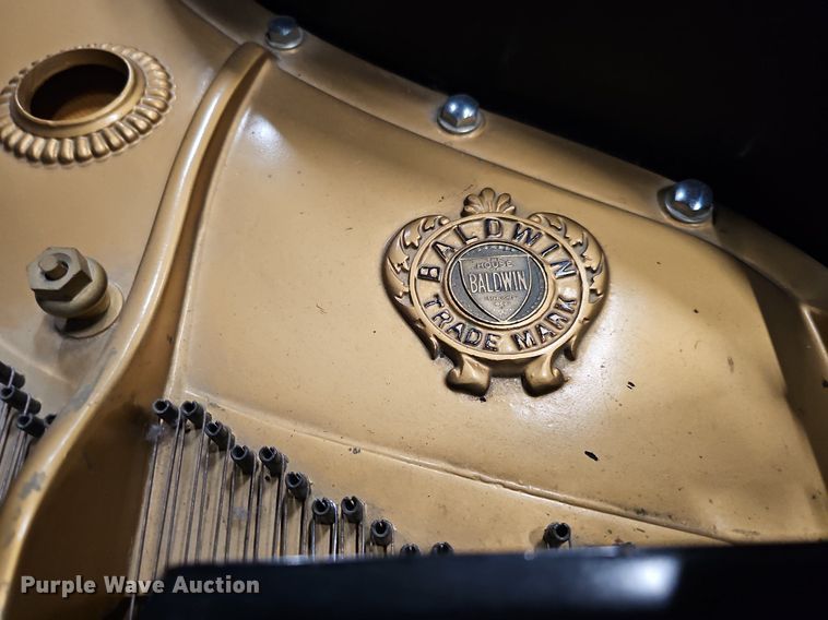 image for item MD9842 Baldwin  baby grand piano