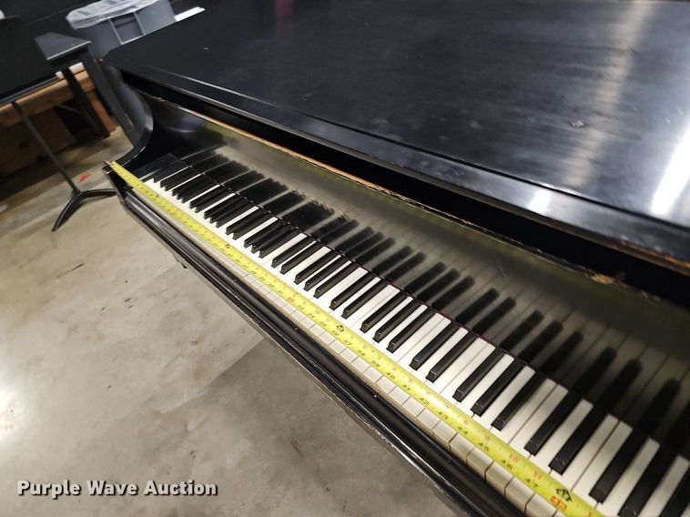 image for item MD9842 Baldwin  baby grand piano