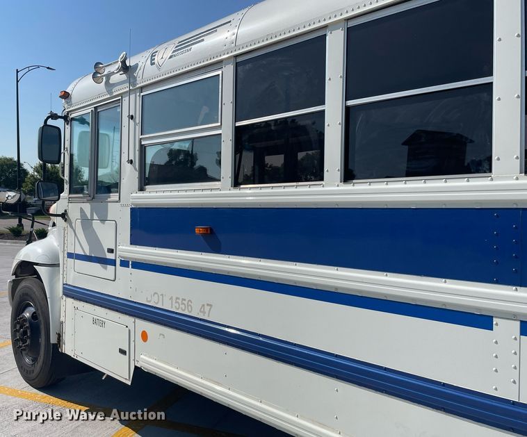 image for item ME9858 2015 IC Corporation PC105  school bus