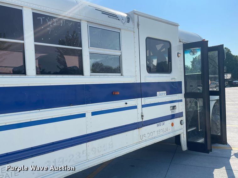 image for item ME9858 2015 IC Corporation PC105  school bus