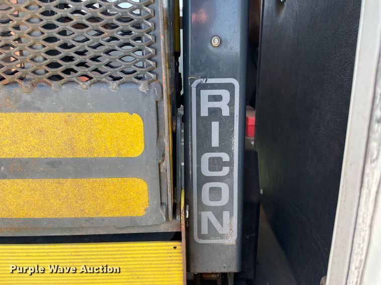 image for item ME9858 2015 IC Corporation PC105  school bus