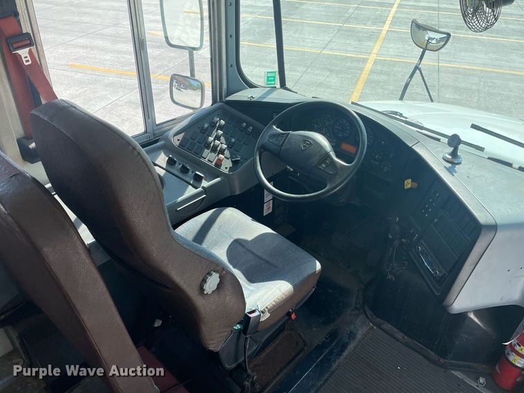 image for item ME9858 2015 IC Corporation PC105  school bus