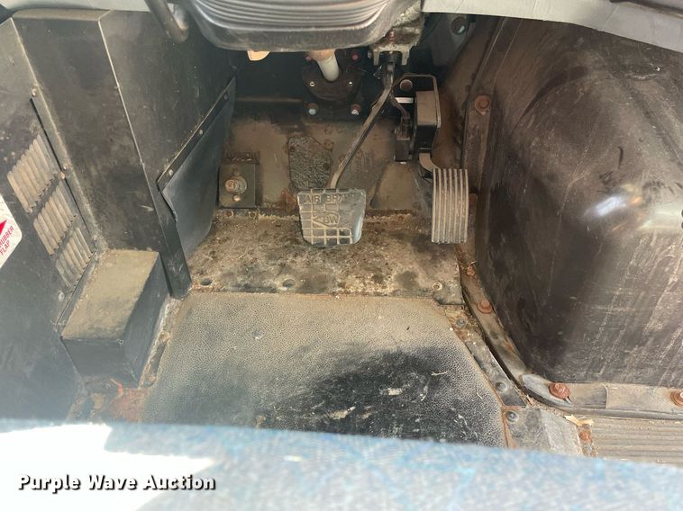 image for item ME9858 2015 IC Corporation PC105  school bus