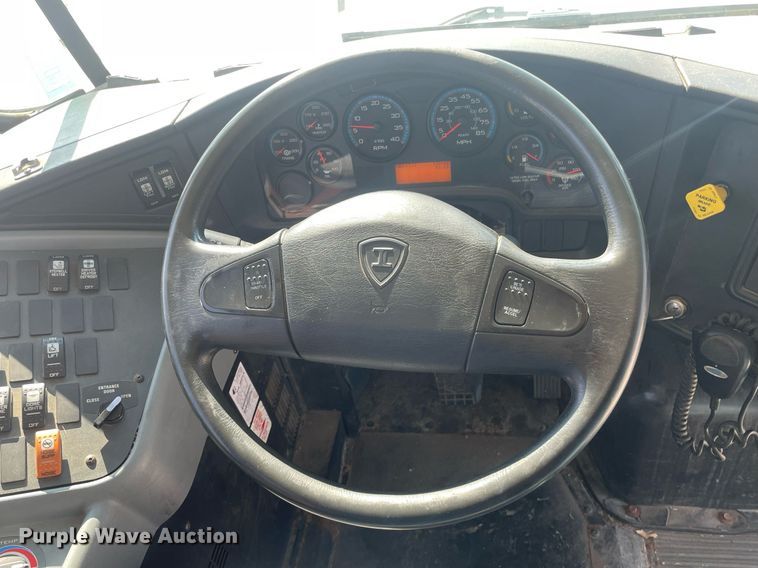 image for item ME9858 2015 IC Corporation PC105  school bus