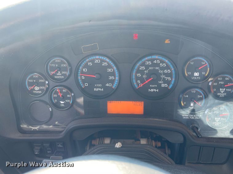 image for item ME9858 2015 IC Corporation PC105  school bus