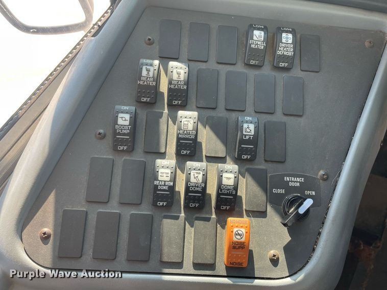 image for item ME9858 2015 IC Corporation PC105  school bus