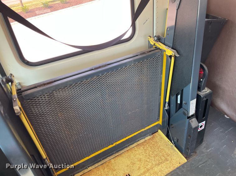 image for item ME9858 2015 IC Corporation PC105  school bus