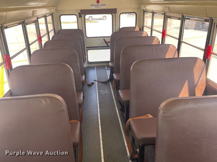 image for item ME9858 2015 IC Corporation PC105  school bus