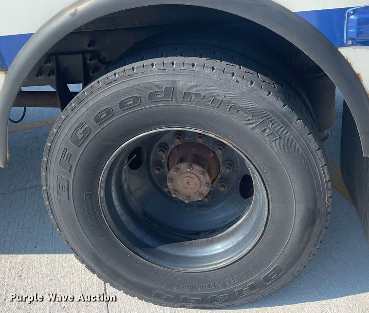 image for item ME9858 2015 IC Corporation PC105  school bus