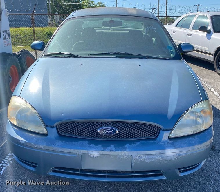 image for item MG9882 2006 Ford Taurus