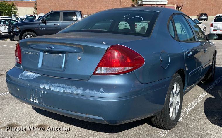 image for item MG9882 2006 Ford Taurus