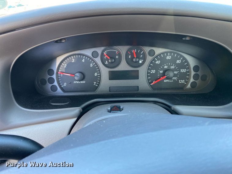 image for item MG9882 2006 Ford Taurus