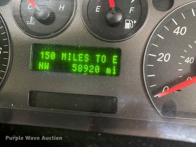 image for item MG9882 2006 Ford Taurus