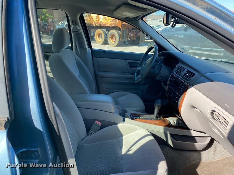 image for item MG9882 2006 Ford Taurus