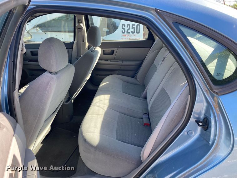 image for item MG9882 2006 Ford Taurus