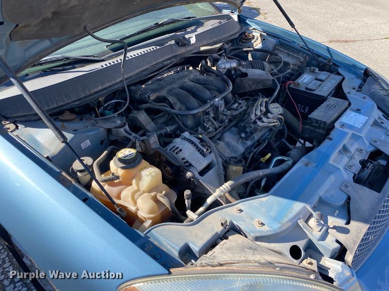 image for item MG9882 2006 Ford Taurus