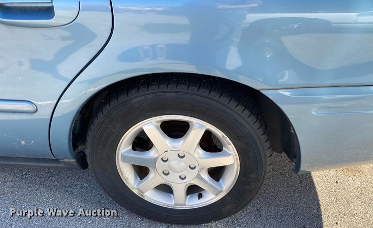 image for item MG9882 2006 Ford Taurus