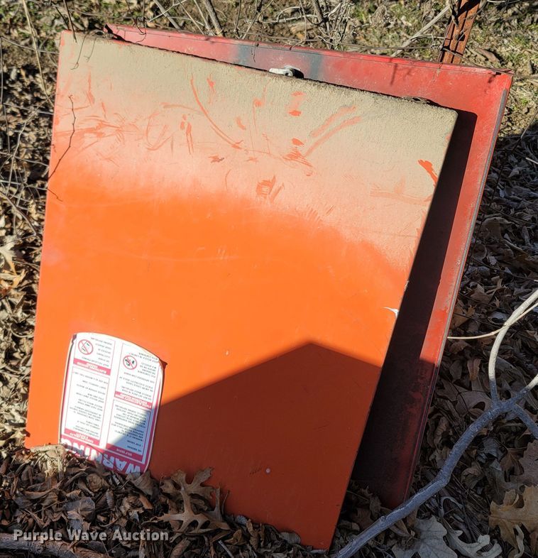 image for item MH9729 (2) fuel pumps