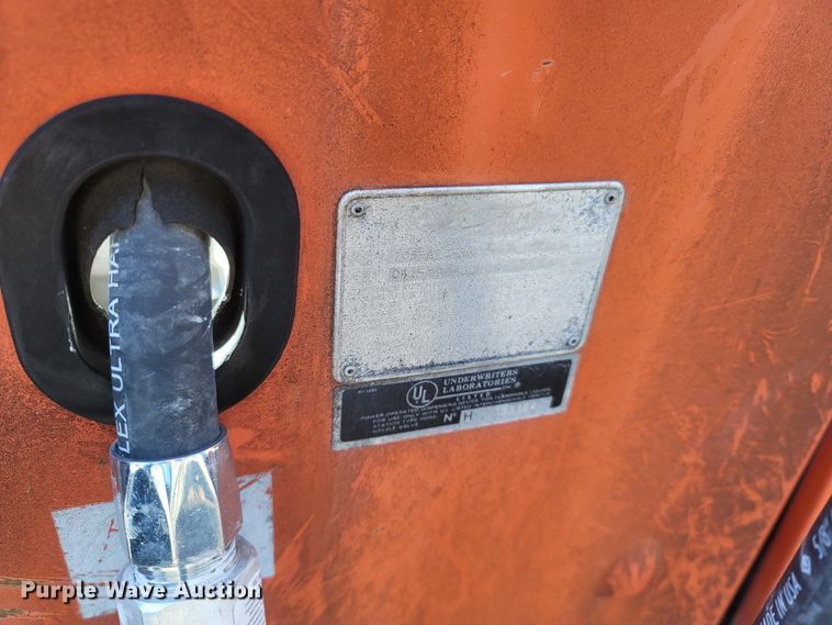 image for item MH9729 (2) fuel pumps