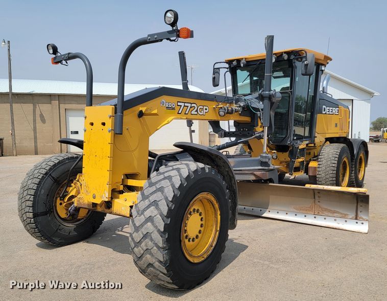 image for item ML9387 2016 John Deere 772GP  motor grader