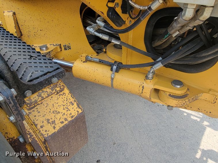 image for item ML9387 2016 John Deere 772GP  motor grader