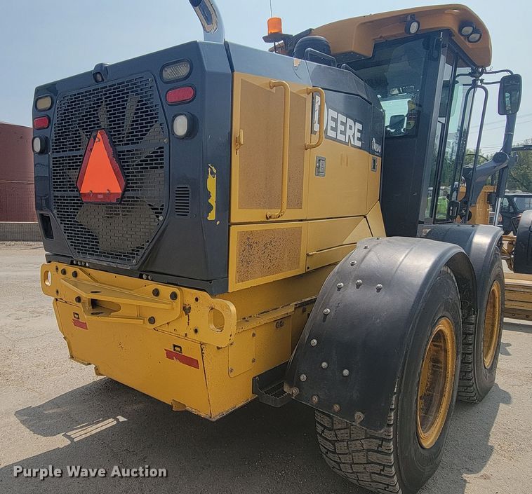 image for item ML9387 2016 John Deere 772GP  motor grader