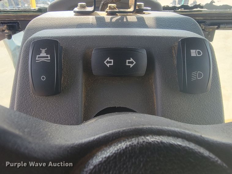 image for item ML9387 2016 John Deere 772GP  motor grader